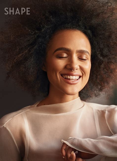 Nathalie Emmanuel Dans Shape Magazine Mai Avril