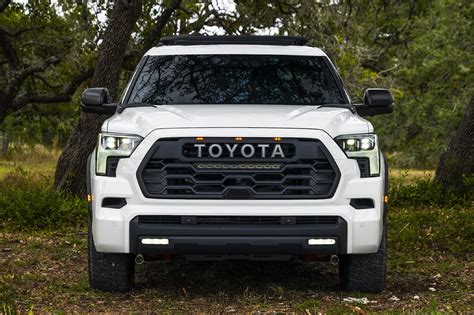 2023 Toyota Sequoia First Look Review Who Needs A Land Cruiser Carbuzz