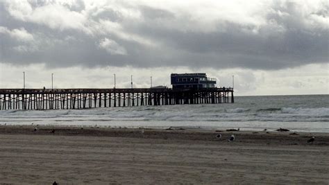 Newport Pier, Newport Beach, CA | Newport pier, Beach, Ocean