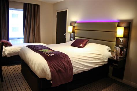 Side Street Style: Premier Inn Tenby - A mini review