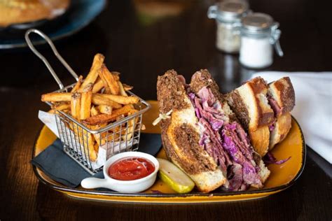 Lunch Near Me - Search Craigslist Near Me