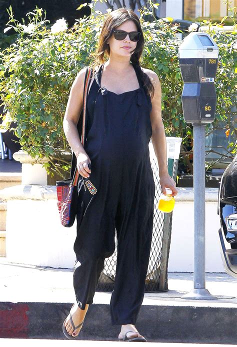 Pregnant Mila Kunis Tries The Maternity Overalls Trend