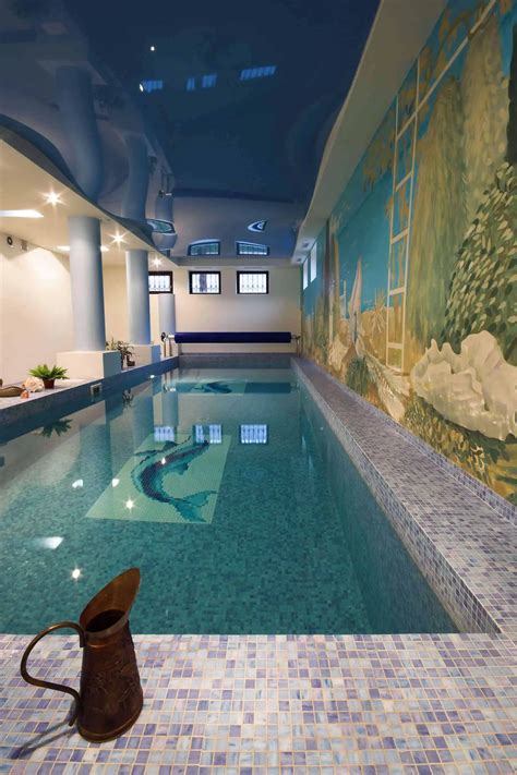 29 Ways You Can Design Your Big Indoor Swimming Pool Page 8 Of 29