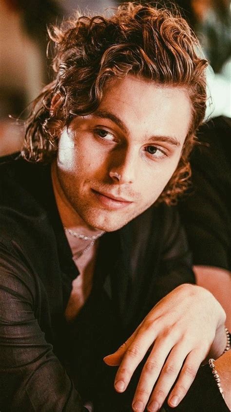 Luke hemmings is also a social media personality who has gained more than. Luke Hemmings | Luke hemmings