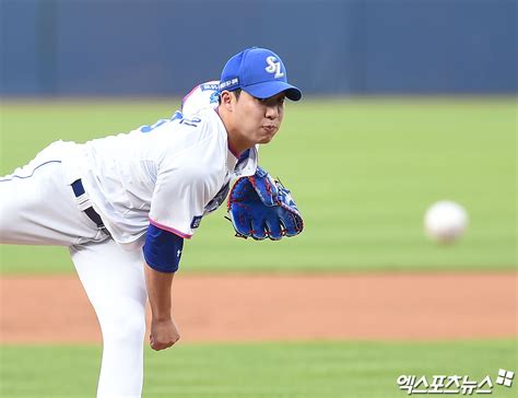 원태인 ㅋㅋ 사실 저기서 필요한것도 없긴함ㅋㅋ 오~래전에 이런데 잇구나 하고 즐찾해놓고 까먹엇다고 오늘 우연히 다시들감 ㅋㅋ. 원태인 스트라이크 존을 향해포토 | 한경닷컴