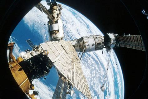 Sovietrussian Space Station Mir Мир Peace The First Bridge Between