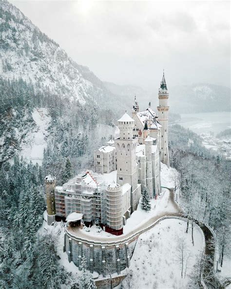A Guide To Visiting Neuschwanstein Castle In Germany S N O W