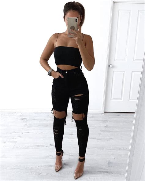 Clara Famularo 🍕 Fashion On Instagram “all Black Outfits Are Just My Thing 🤷🏽‍♀️ Outfit From