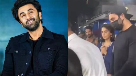 ranbir kapoor troll गणपति बप्पा की पूजा करते हुए ट्रोल हुए रणबीर कपूर यूजर बोले ‘ये सब फिल्म