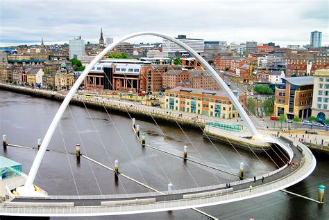 Newcastle Upon Tyne Gateshead Millennium Bridge Millennium Bridge