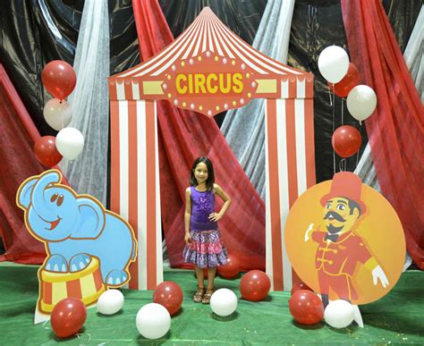 Circus Kit 1 Cardboard Cutout Standup Prop Dino Rentos Studios Inc
