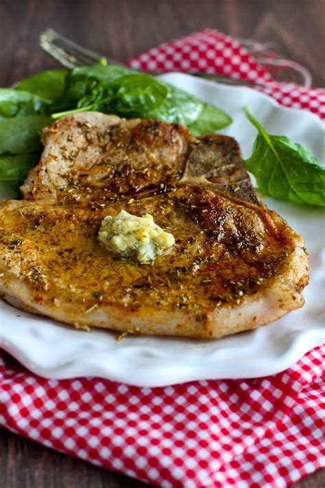 For thin pork chops, you can cook them in the skillet without transferring them to the oven. Recipes For Thin Pork Chops - Easy Smothered Pork Chops ...