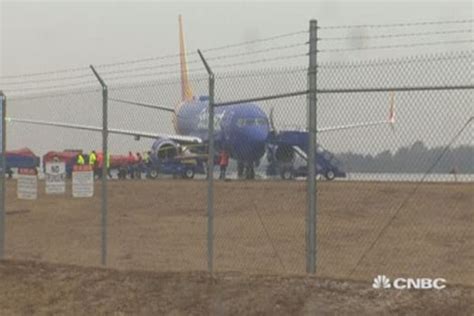 Southwest Plane Slides To Edge Of Taxiway In Baltimore Airport Faa