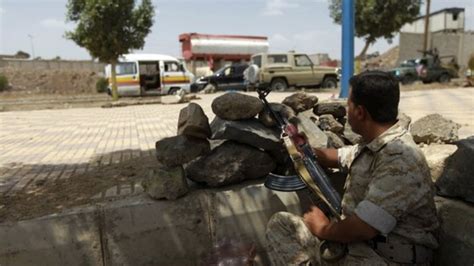 Suspected Al Qaeda Militants Kill 14 Yemeni Soldiers Bbc News