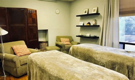 Revive Day Spa Contacts Location And Reviews Zarimassage