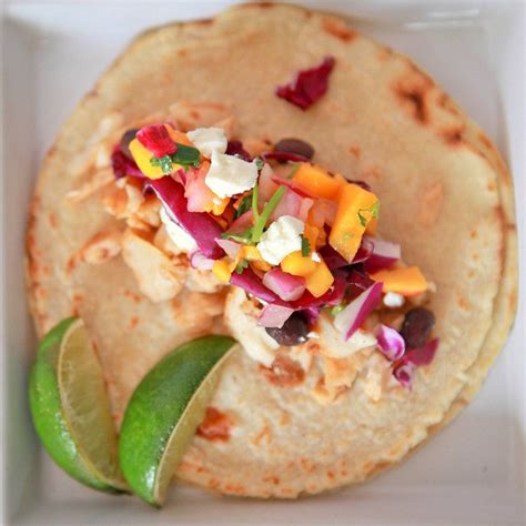 These fish tacos make a fresh and delicious lunch or dinner. fish tacos with mango salsa | Fish tacos, Mango salsa ...