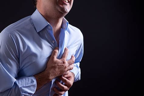 Pain In Chest How Do You Know If Chest Pain Is Something Serious