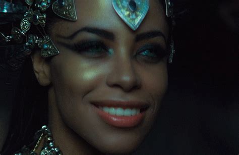 Aaliyah In Queen Of The Damned 2002 Aaliyah Queen Of The Damned