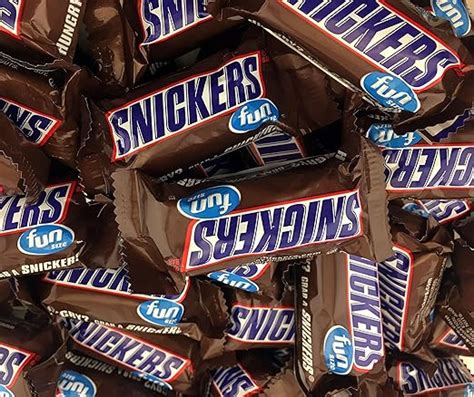 Snickers Fun Size Chocolate Caramel Candy Bars Treat Size