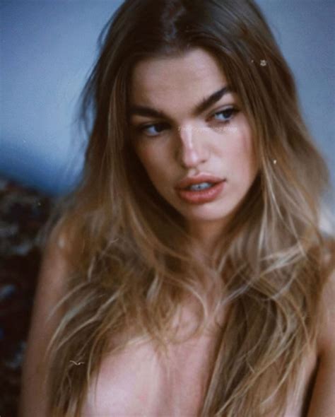 Daphne Groeneveld Nude 7 Photos Thefappening