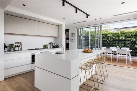 When imagining the dream kitchen, that dream for many will include a central kitchen island. Creating your Modern Kitchen | The Maker