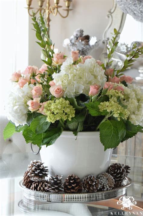 Simple Steps To Create A Grand Flower Arrangement Kelley Nan Flower