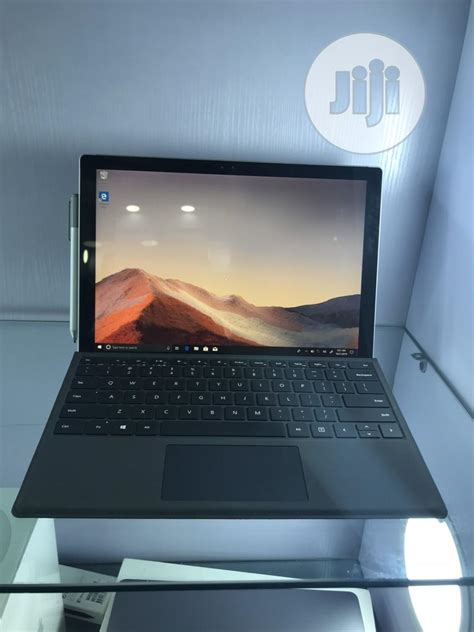 Laptop Microsoft Surface Pro 8gb Intel Core I5 Ssd 256gb In Ikeja