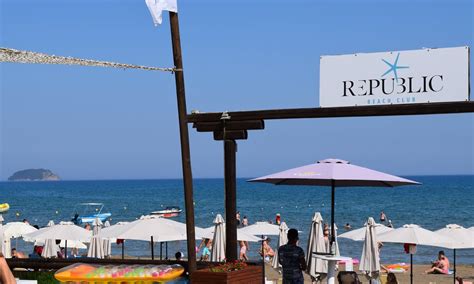 Visit Republic Beach Club In Laganas Place Hangout On Holiday