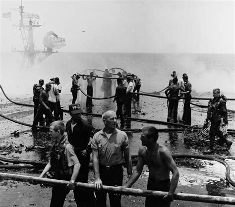 Hampton Roads Naval Museum Fifty Years Ago Eyewitness To An Inferno Finds Blue Eyes
