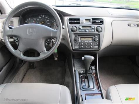 1999 Honda Accord Seats