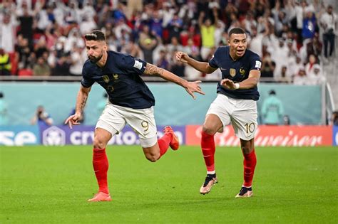 Lịch thi đấu bóng đá hôm nay 10/12 và ngày 11/12