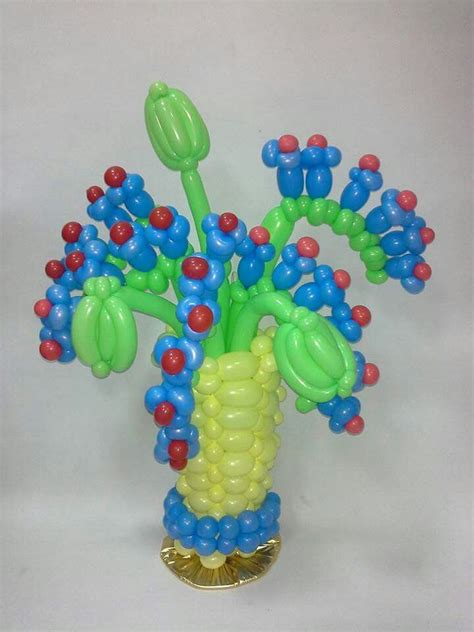 Pin By Agnes Bikie On Balloons Flowers Baskets And Vases Balloon