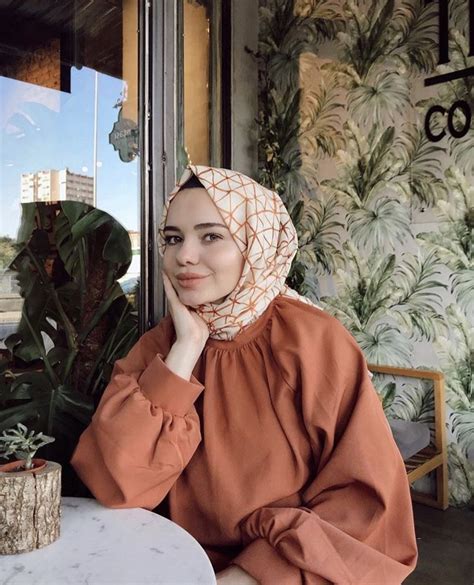 ayşegül ⚘️ 🌿 adlı kullanıcının kıyafet seçenekleri panosundaki pin islami moda moda kıyafet