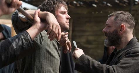 Terdapat banyak pilihan penyedia file pada halaman tersebut. Netflix's Apostle Trailer Shows Off The Raid Director's ...