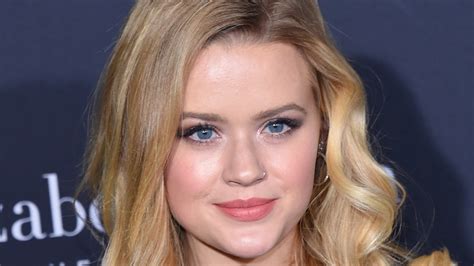 Discovernet Ava Phillippe 12 Things You Didnt Know About Reese