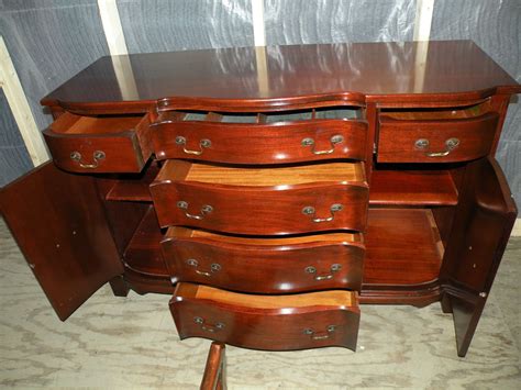 The furniture of america tusca rustic buffet server is an exceptional option to outfit your new rustic dining room or den. ANTIQUE SERPENTINE FRONT SOLID MAHOGANY DINING ROOM BUFFET ...