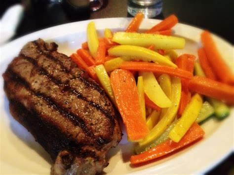 Zucchini or zucchinis), courgette (/kʊərˈʒɛt/; Steak With Carrots and Zucchini: 10/12/13 | Paleo lunch ...