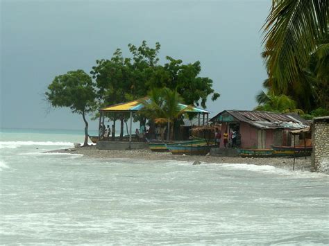 Haiti's fertility rate of 2.96 births per woman and negative net migration has resulted in a population growth rate of about 1.24%. Belle-Anse | Haiti Local | FANDOM powered by Wikia