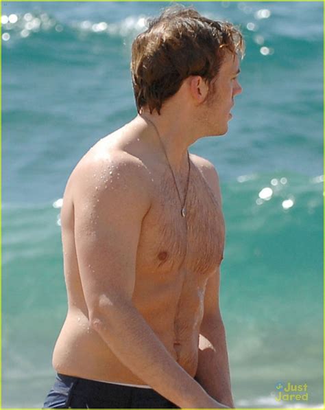 Shirtless Sam Claflin Frolics On Hawaiian Beach With Wife Laura Haddock