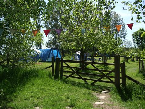 Cotswolds Camping At Holycombe Warwickshire