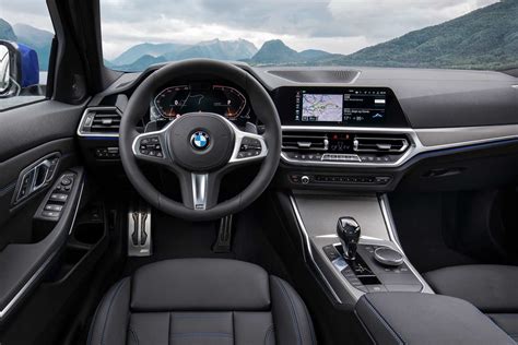 Check spelling or type a new query. Die neue BMW 3er Limousine, Modell M Sport, Portimao Blau ...