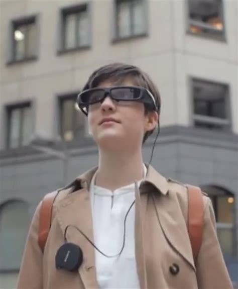 Sony Smarteyeglass Now Available For Pre Order Wearable Technology