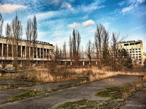 А припять — это и правый приток днепра, и город всего в двух километрах от чаэс, в котором жили сотрудники атомной станции и их семьи. Отчёт о поездке в Зону Отчуждения — Чернобыль, Припять 24 ...