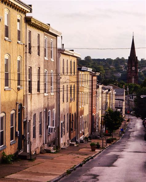 Manayunk Philadelphias Little Hill Town Neighborhood City Cities