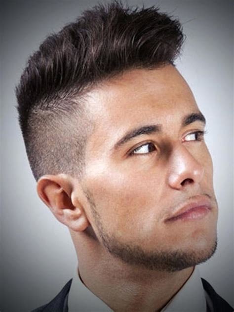 But, with so many options, picking up the best hairstyle for yourself can so, here i am with 10 photos of some of the trending & best men hairstyles for you in 2020 below. The 60 Best Short Hairstyles for Men | Improb