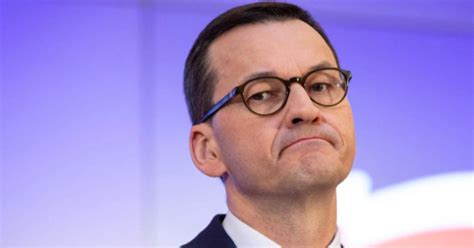 Maybe you would like to learn more about one of these? Morawiecki bez maseczki w kinie. Te zdjęcia oburzyły ...