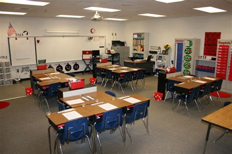 A Peek Into A Beautiful Classroom Queen Of The First Grade Jungle