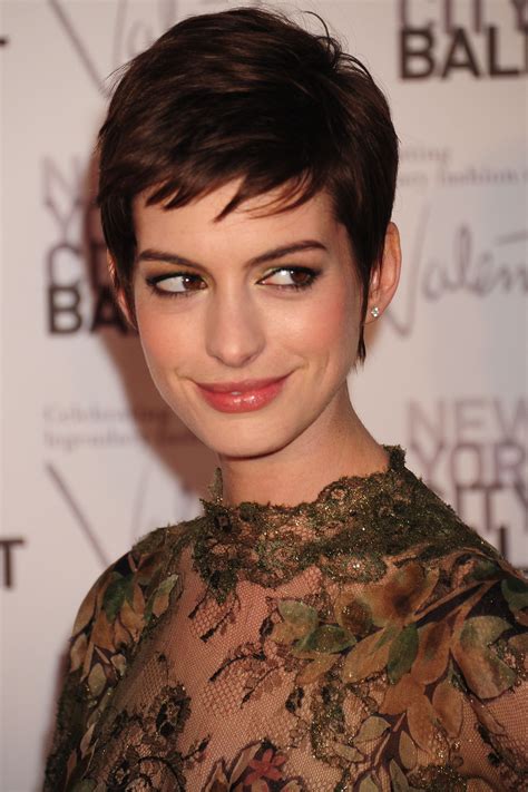 Anne Hathaway Pixie Cut Hairstyles
