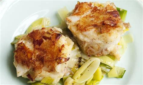 Alaska cod & smoked salmon chowder. Nigel Slater's smoked haddock and leek fishcake recipe | Life and style | The Guardian