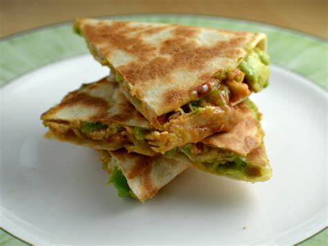 Recipe Avocado Quesadillas With Bbq Shredded Chicken